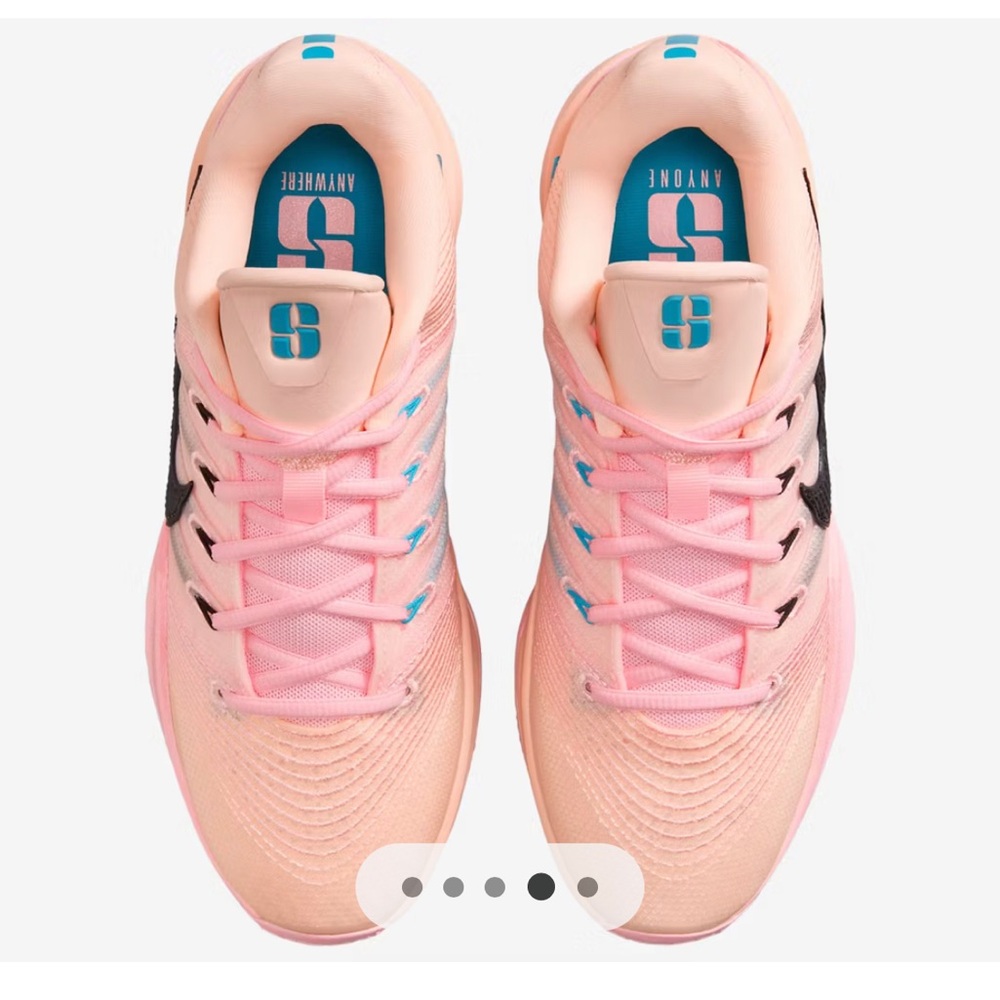 Nike’s Sabrina 3 Twin Basketball Shoes (Size W6.5)